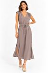 vestido midi drapeado ombro khaki.